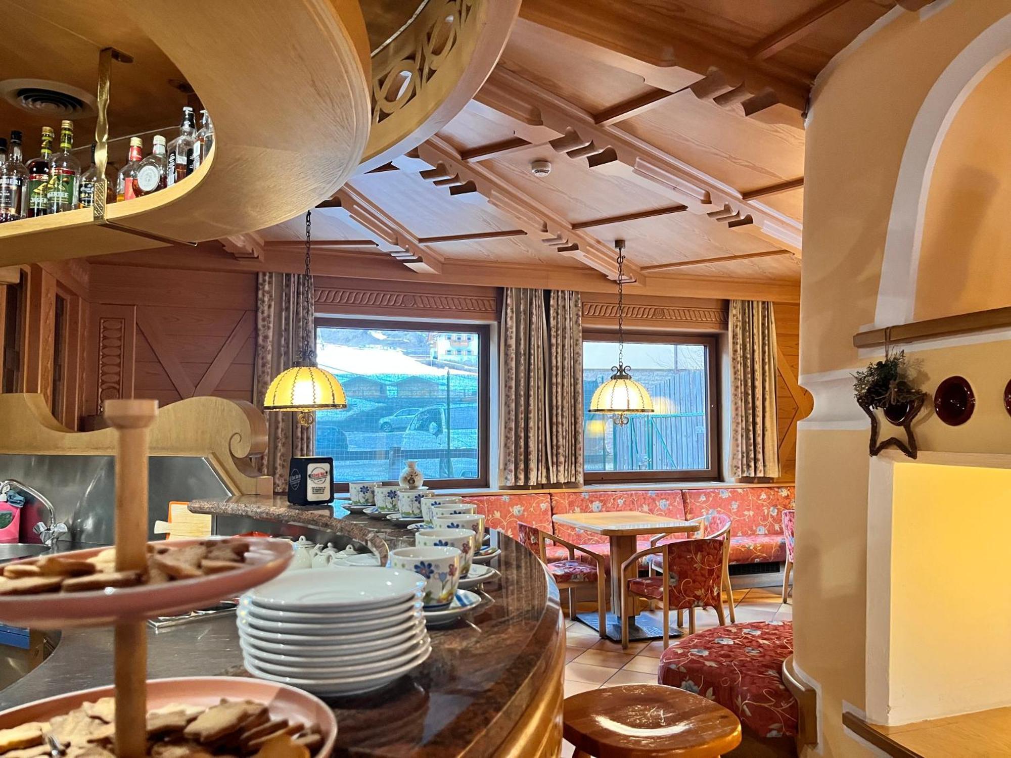 Hotel Rododendro Campitello di Fassa Exterior foto